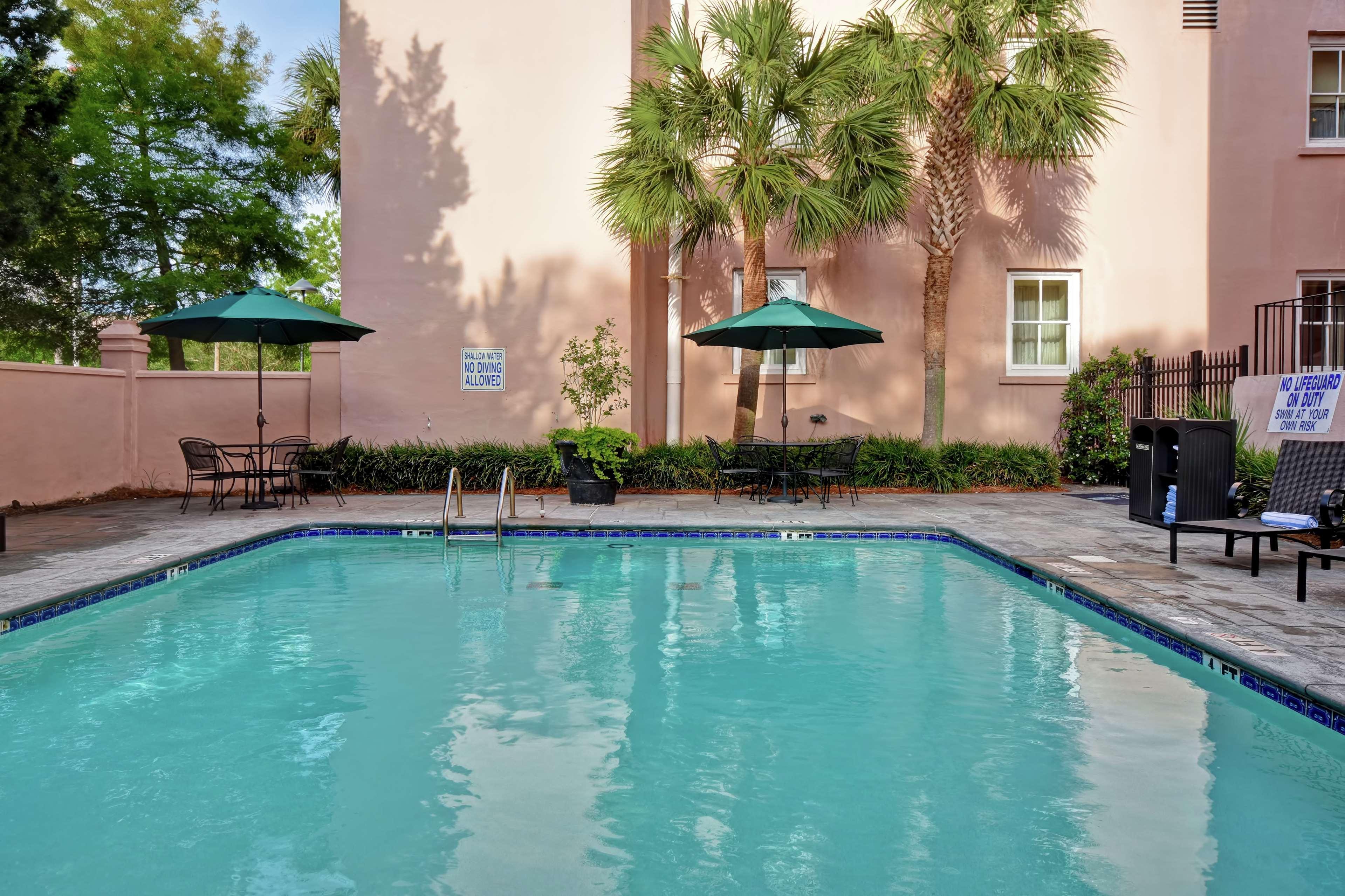 Embassy Suites Charleston - Historic District Exterior foto