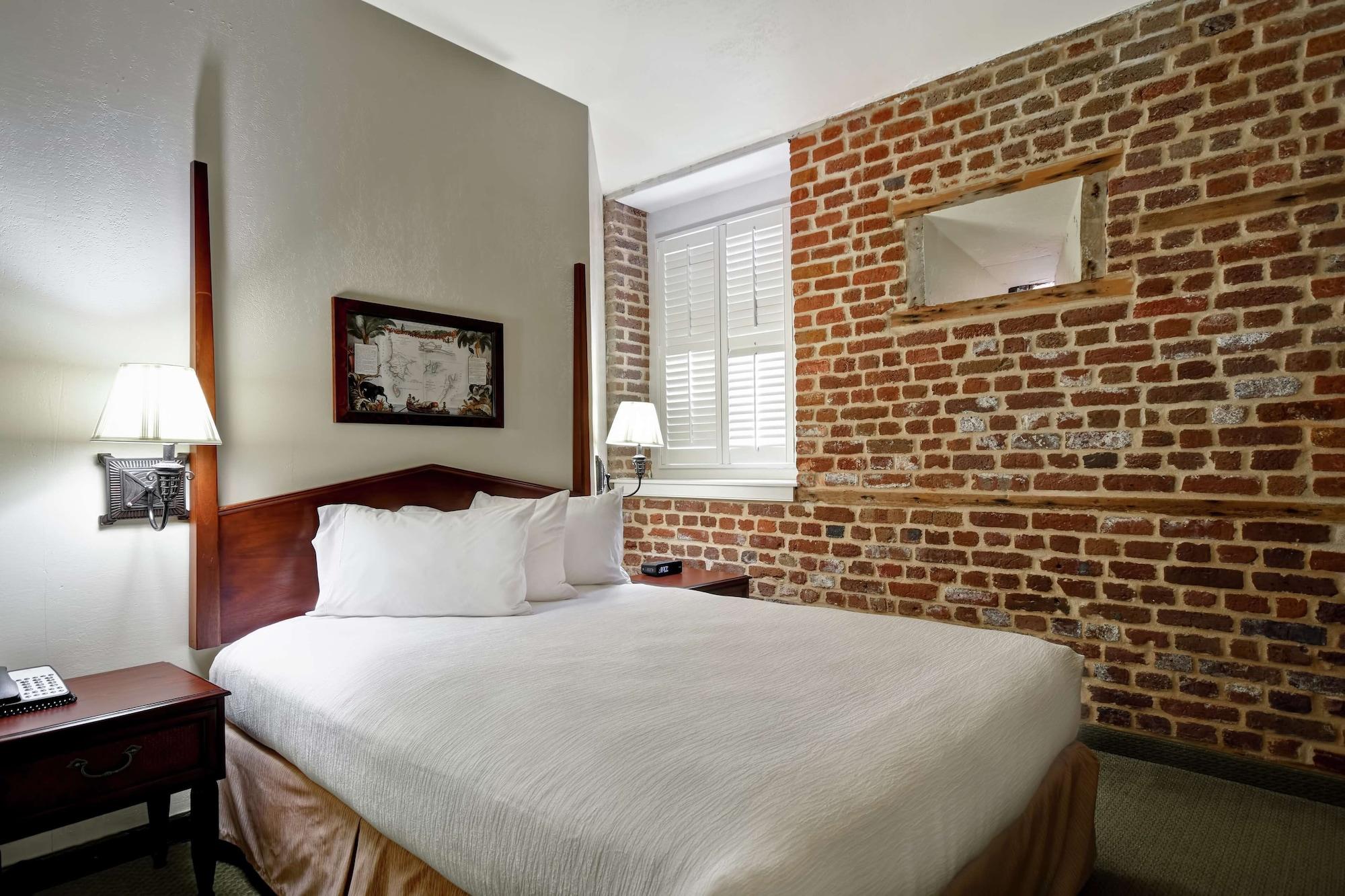 Embassy Suites Charleston - Historic District Exterior foto