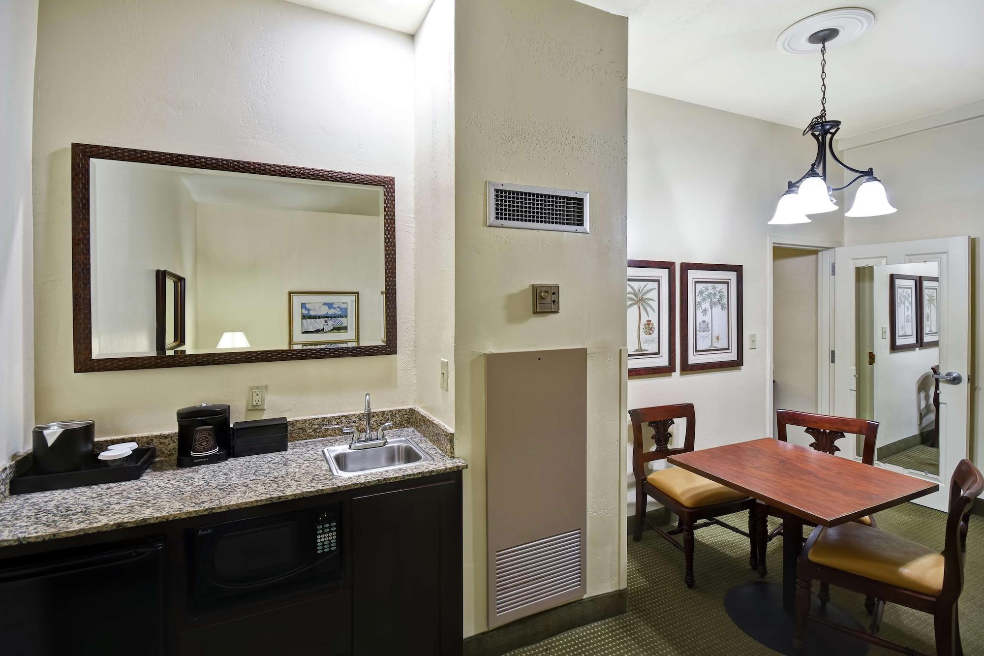 Embassy Suites Charleston - Historic District Exterior foto