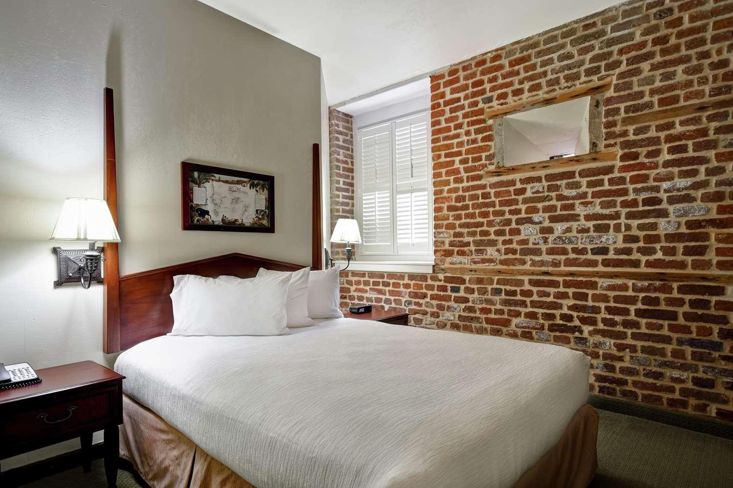 Embassy Suites Charleston - Historic District Exterior foto