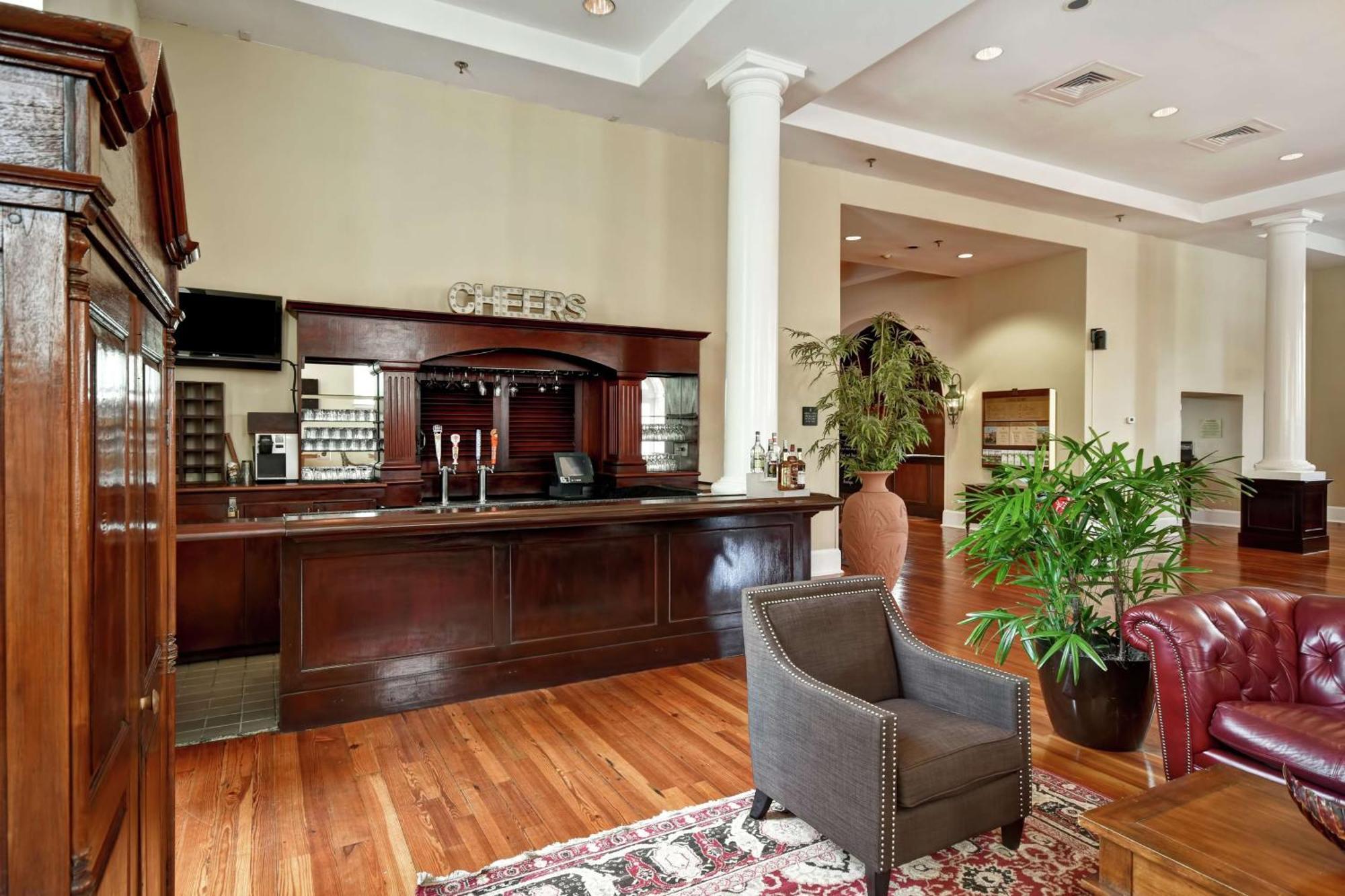 Embassy Suites Charleston - Historic District Exterior foto