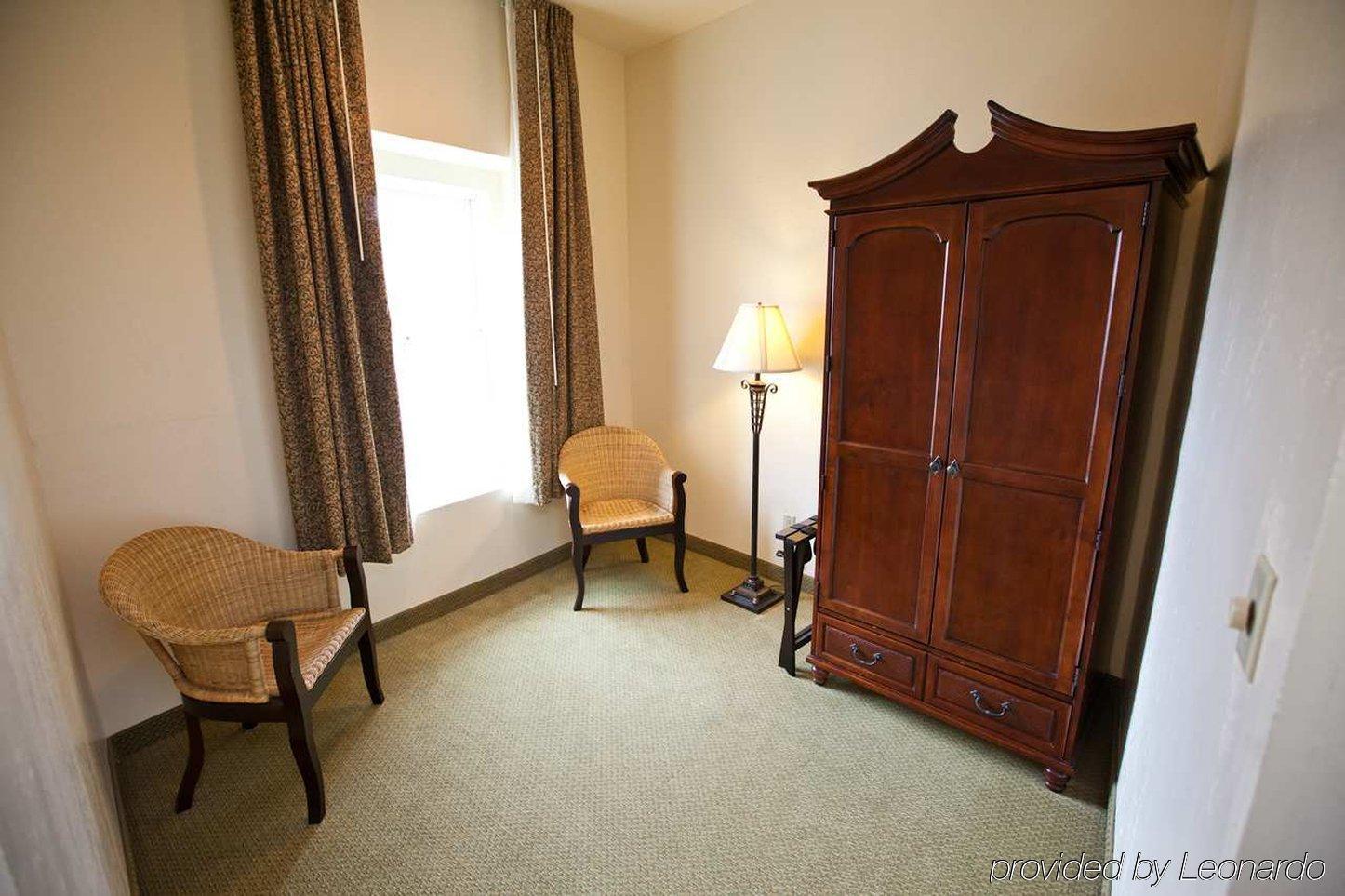 Embassy Suites Charleston - Historic District Zimmer foto